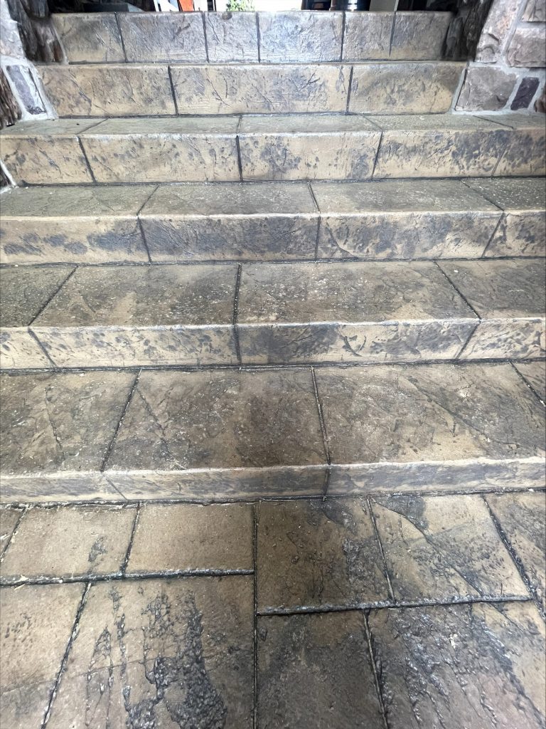 cementitious overlay